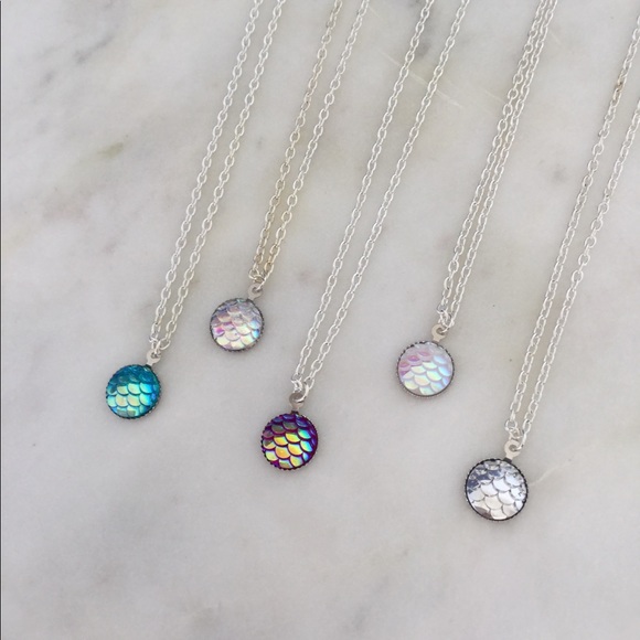 The Sugar Bear Shoppe Jewelry - Mermaid Scale Pendant Necklace